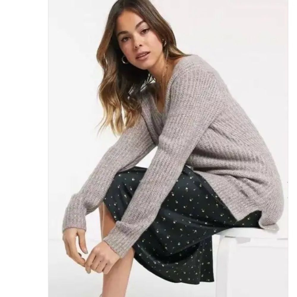 Abercrombie & Fitch V-Neck Knitted Sweater in Rib - Pink/Grey Marl - Med. EUC!